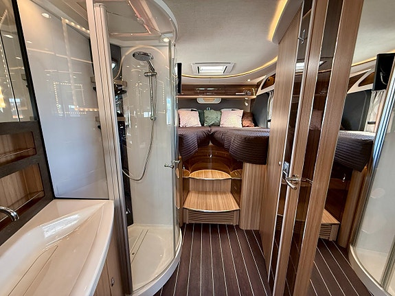 Knaus Sun I 900 LEG -Långbädd-Automat-Lyxkryssare-Alde-Skinnklädsel 15 of 24