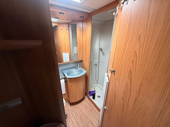 Bürstner Delfin 700 2.5 dCi, Väldokumenterad 19 of 20