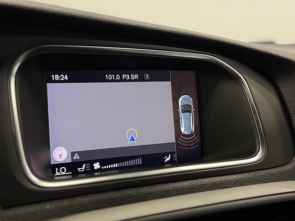 Volvo V40 Cross Country 15 of 21