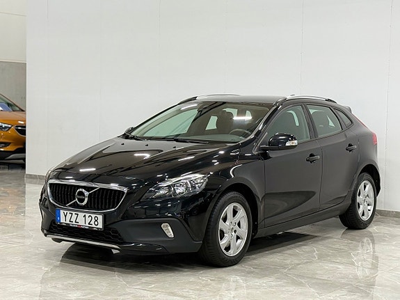 Volvo V40 Cross Country 4 of 5