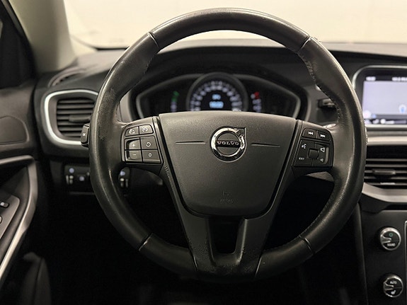 Volvo V40 Cross Country 18 of 21