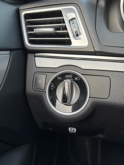 Mercedes-Benz E250 20 of 20