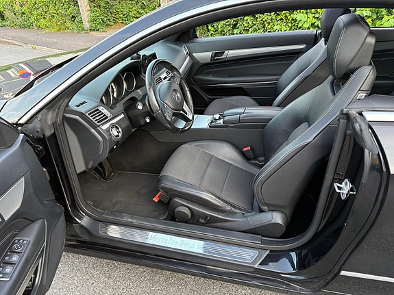 Mercedes-Benz E250 11 of 20