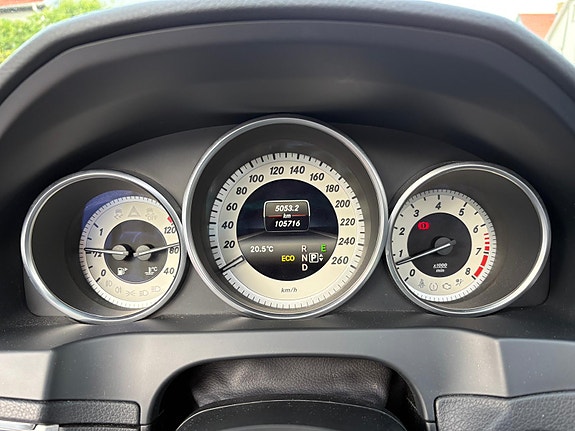 Mercedes-Benz E250 19 of 20
