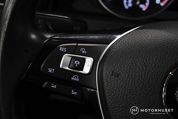 Volkswagen Golf VII 16 of 19