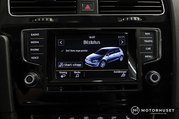 Volkswagen Golf VII 15 of 19