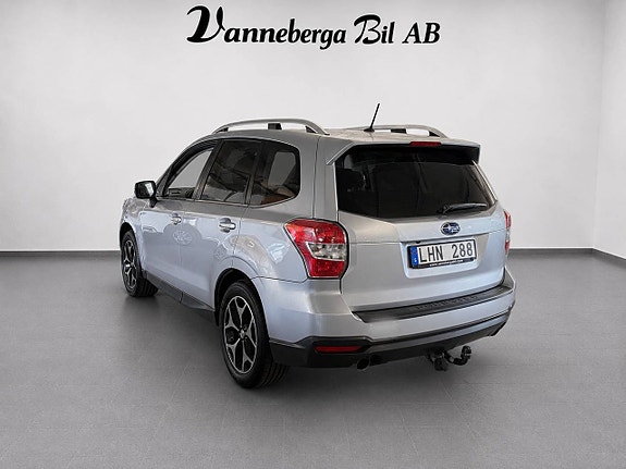 Subaru Forester 4 of 5