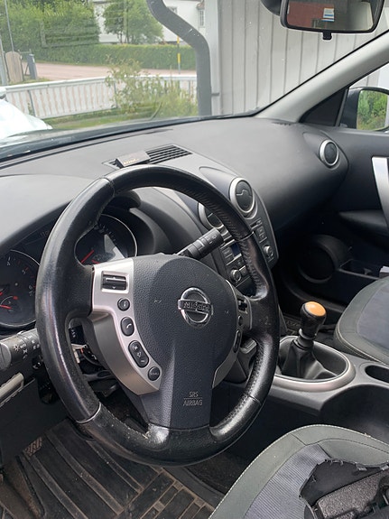 Nissan Qashqai+2 4 of 6