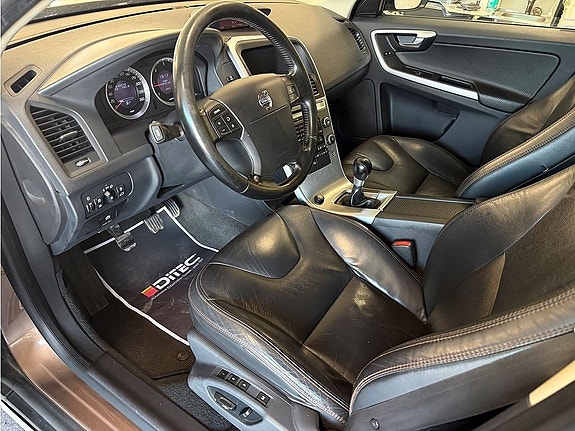 Volvo XC60 5 of 5