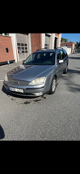 Ford Mondeo 3 of 5