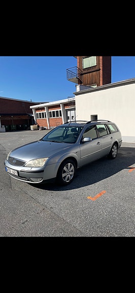 Ford Mondeo 7 of 19