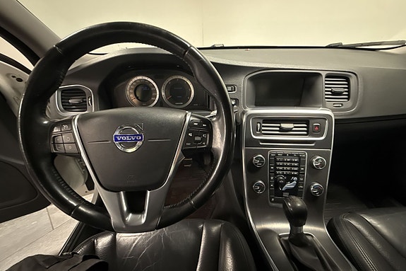 Volvo S60 14 of 22