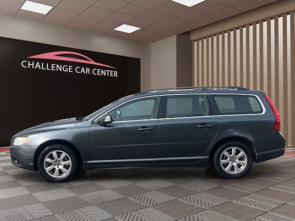 Volvo V70 3 of 22