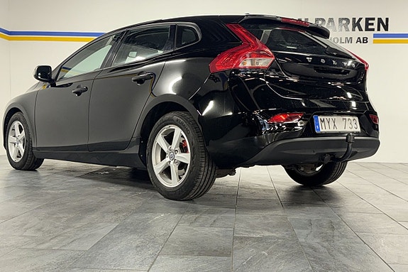 Volvo V40 10 of 23