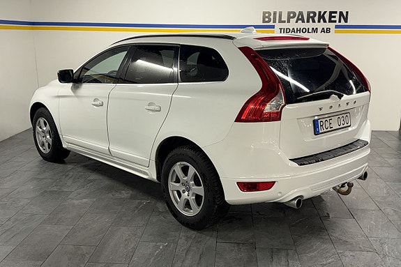 Volvo XC60 12 of 21