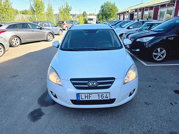 Kia Ceed 4 of 5