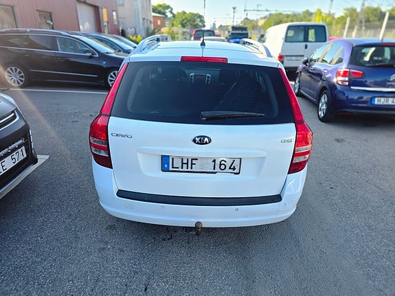 Kia Ceed 7 of 17