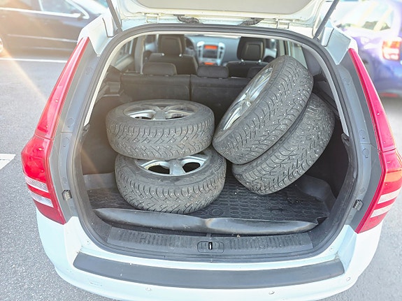 Kia Ceed 12 of 17