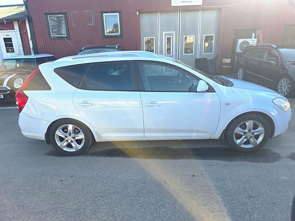 Kia Ceed 5 of 5