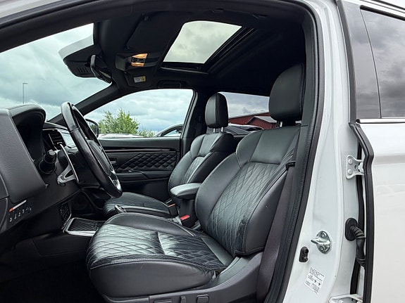 Mitsubishi Outlander 14 of 19