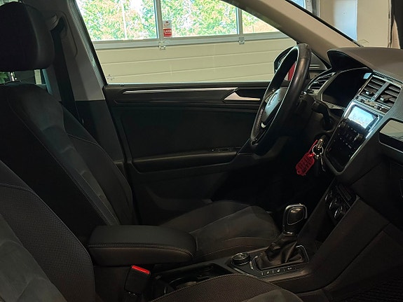 Volkswagen Tiguan 9 of 18