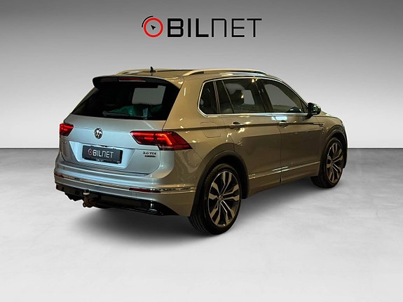 Volkswagen Tiguan 8 of 18
