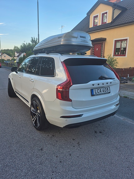 Volvo XC90 4 of 5