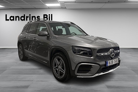 Mercedes-Benz GLB220 d 3 of 5