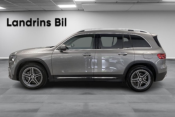 Mercedes-Benz GLB220 d 4 of 5