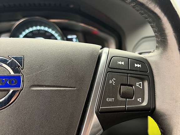 Volvo XC60 21 of 30