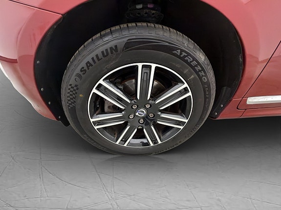 Volvo XC60 29 of 30