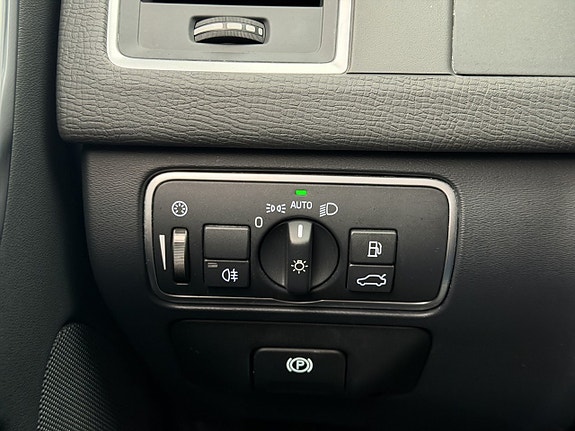 Volvo XC60 27 of 30