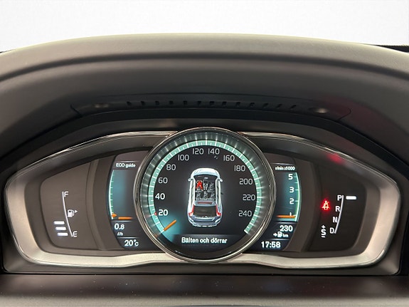 Volvo XC60 20 of 30