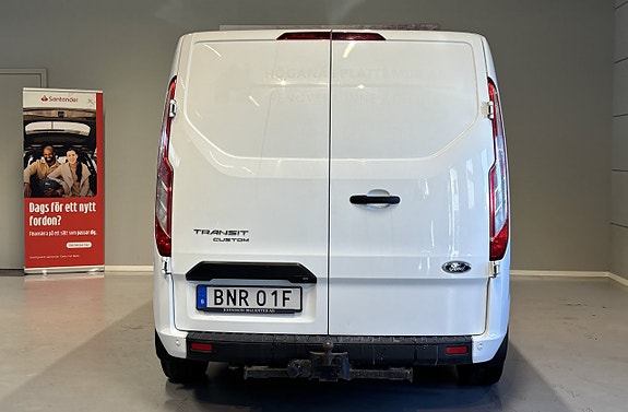 Ford Transit Custom 15 of 18