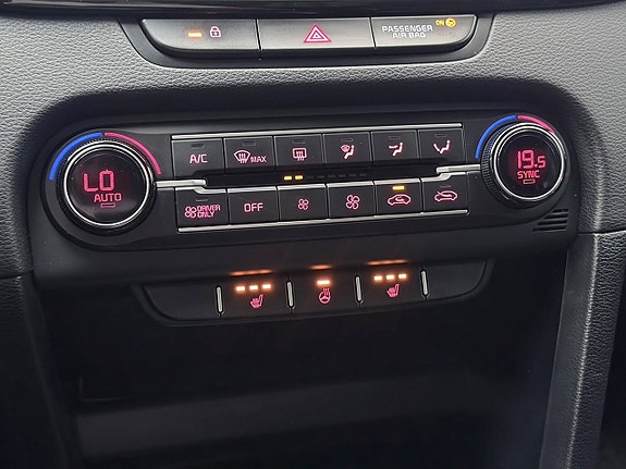 Kia XCeed 24 of 30
