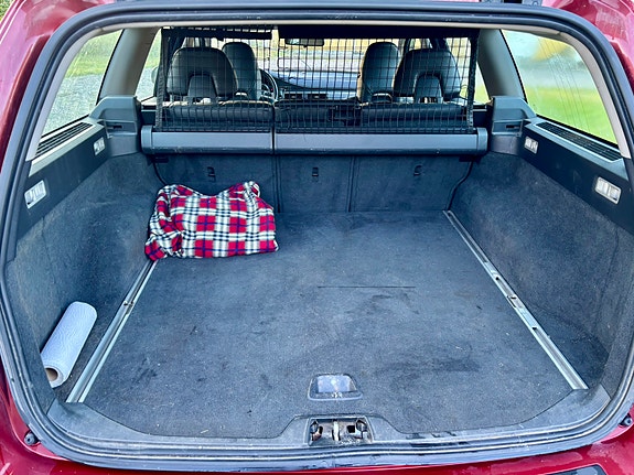 Volvo V70 7 of 8