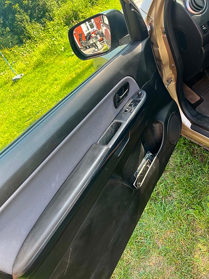 Suzuki Grand Vitara 5 of 7