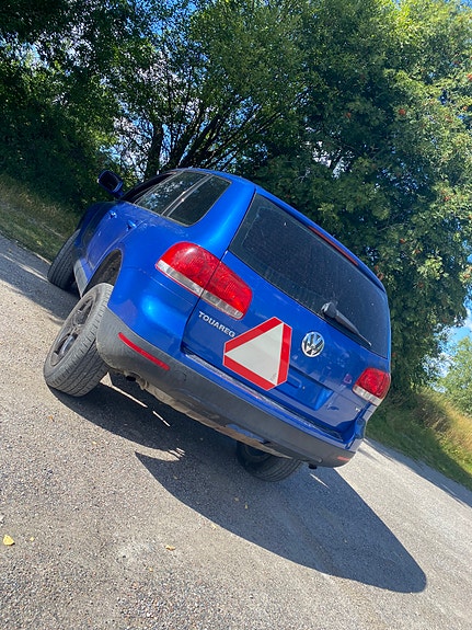 Volkswagen Touareg 5 of 16