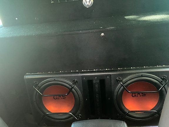 Volkswagen Touareg 11 of 16