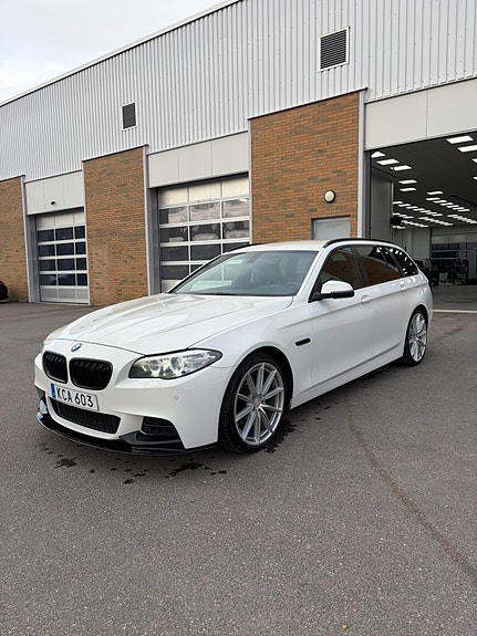 BMW 520d 2 of 15