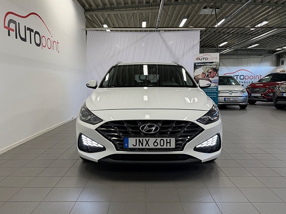 Hyundai i30 2 of 22