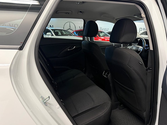Hyundai i30 13 of 22