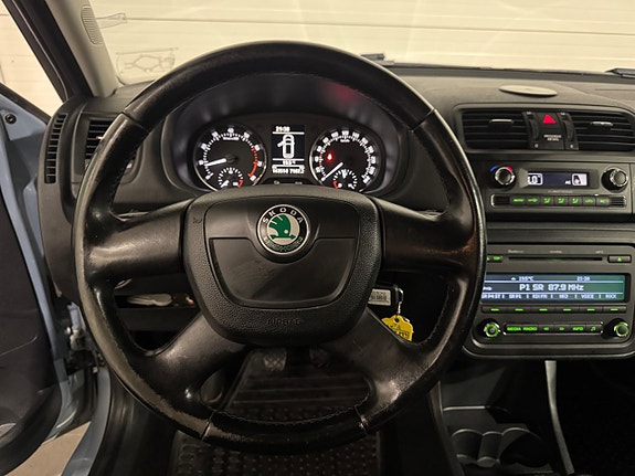 Skoda Fabia 9 of 17