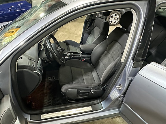 Audi A4 9 of 30