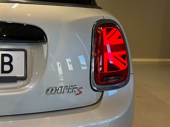 MINI Cooper S 22 of 23