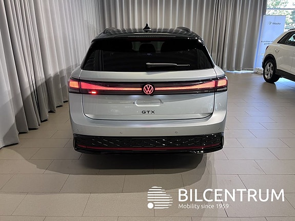 Volkswagen ID.7 2 of 5