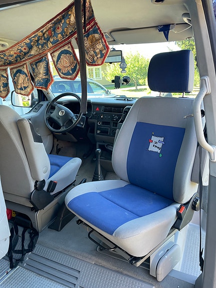 Volkswagen Transporter Multivan Caravelle 14 of 25