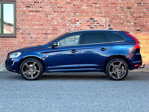 Volvo XC60 4 of 23