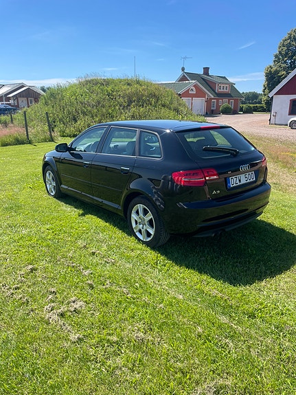 Audi A3 4 of 5