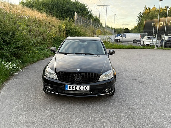 Mercedes-Benz C220 5 of 5